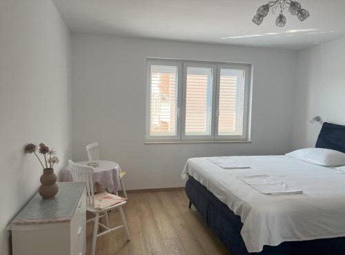 Apartments Cecilija in Makarska