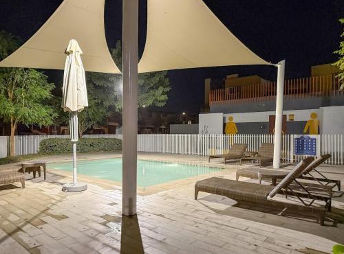 FIRST CLASS VILLA Spacious for Family Getaways in Dubai