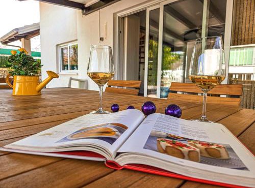 Molnar Resort Villa Mimoza & Apartment Nea