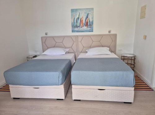 Villa Azzurro with Private Beach in Neum