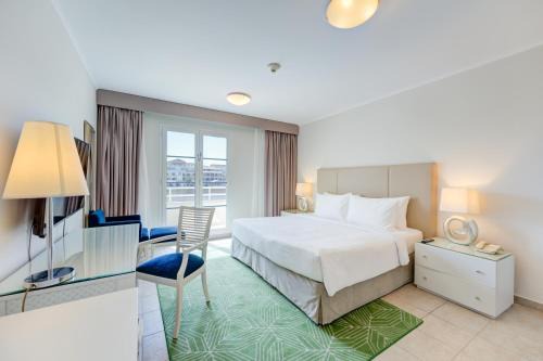 Millennium Lakeview Residences in Dubai