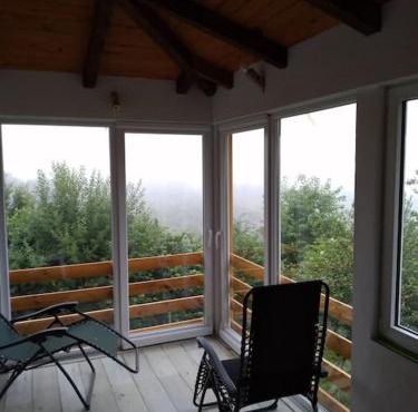 Cottage Eminem with garden and view of Sarajevo in Hadžići