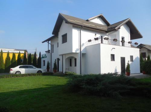 Villa AnnaLia - Rooms to Rent in Bacău