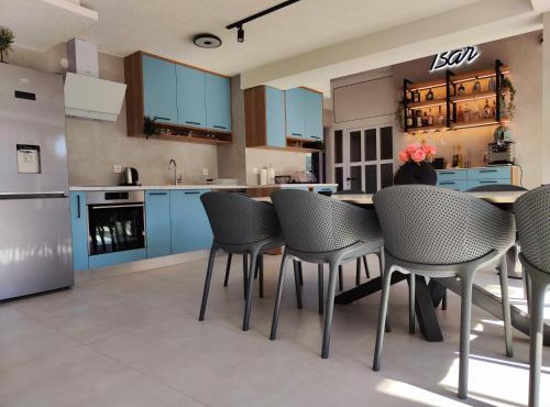 Luxury Villa Nevena Pool&Jacuzzi in Mostar