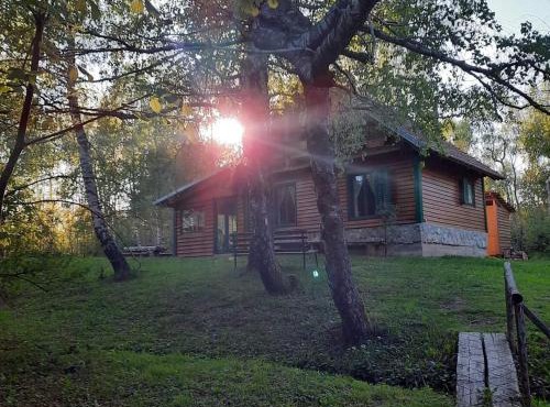 Robinzonski smještaj "Lazac Lokvarski" Lokve