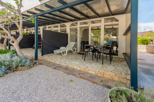 Apartments Villa Agape Vir