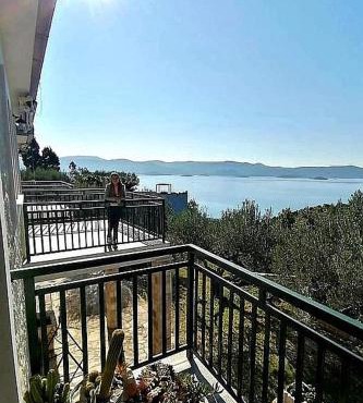 Apartmani Kremena small beach 200m in Klek