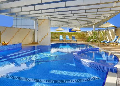 City Seasons Hotel Dubai 